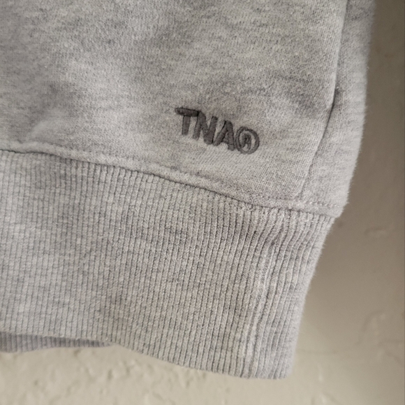 Aritzia TNA Cozy Fleece Boyfriend Fit Pullover Size XS - Picture 2 of 7